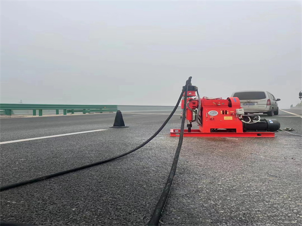 瑞昌马路路基路面开裂下沉注浆加固灌浆